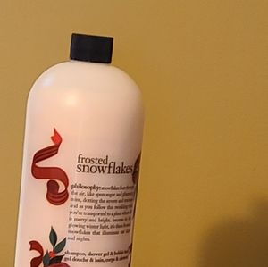 NEW SEALED PHILOSOPHY FROSTED SNOWFLAKES W/PUMP 32OZ
